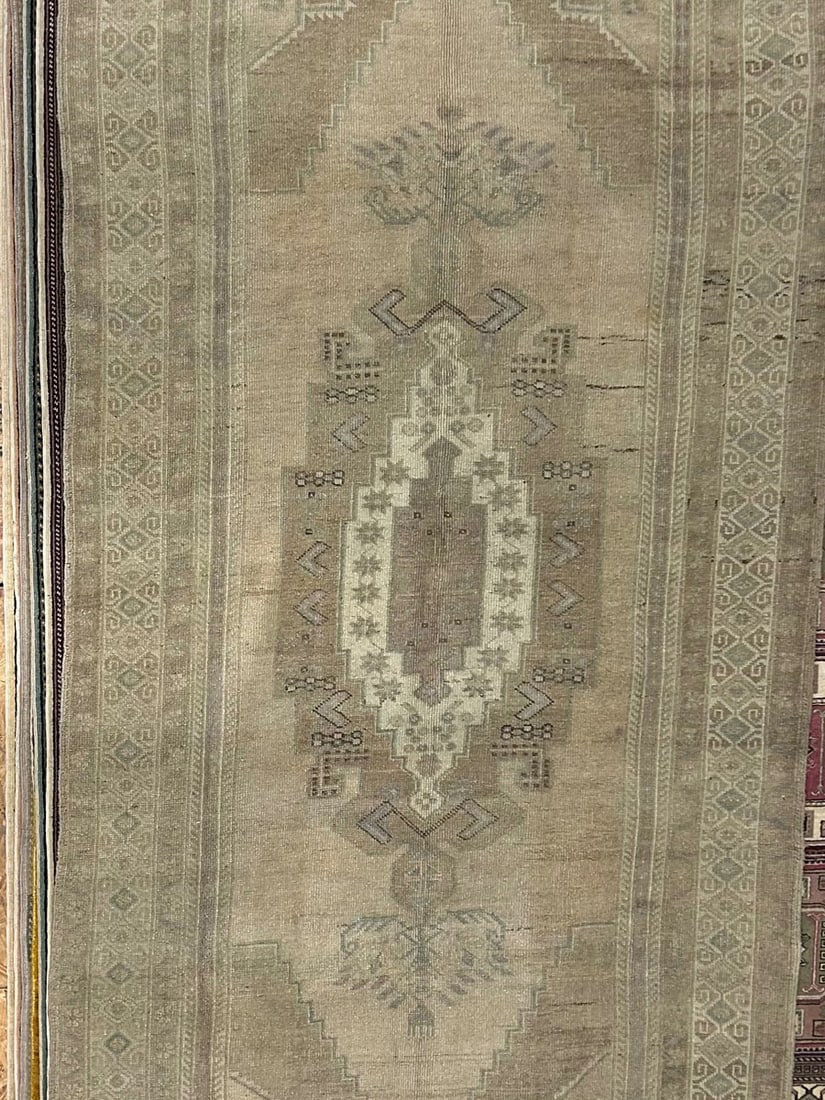 Konya - Gallery Runner, 4'-10" X 11'-6" (1 of 4)