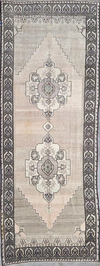 Konya - Gallery Runner, 4'-10" X 9'-9" (1 of 4)