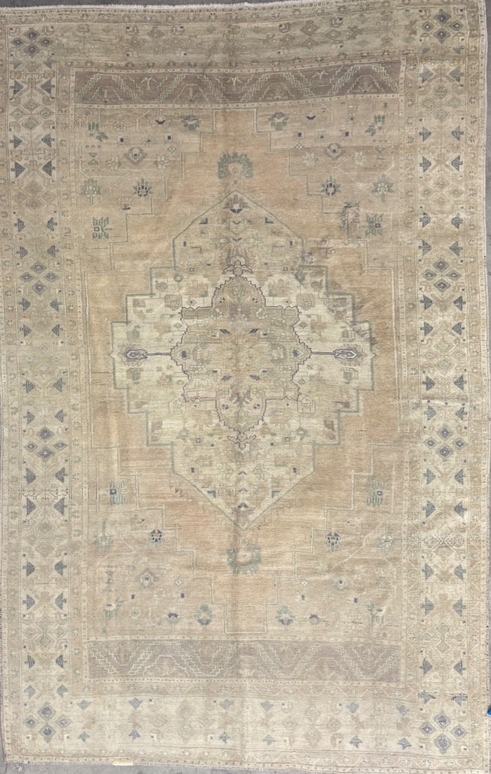 Konya - Medallion Area Rug, 6'-9" X 11'-0" (1 of 4)