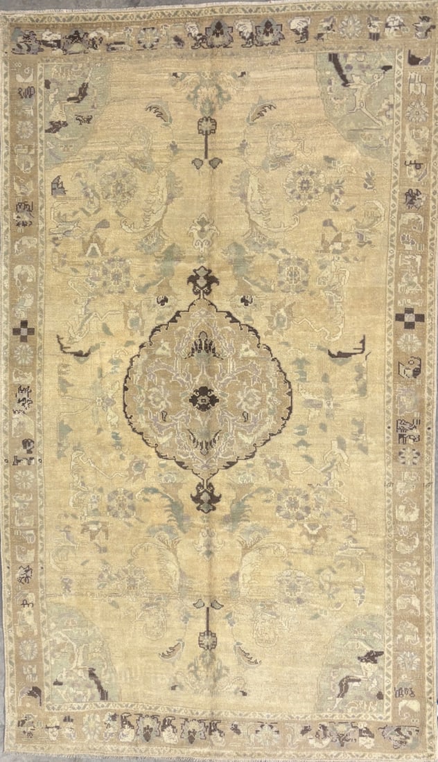 Ushak - Medallion Area Rug, 5'-7" X 10'-0" (1 of 4)