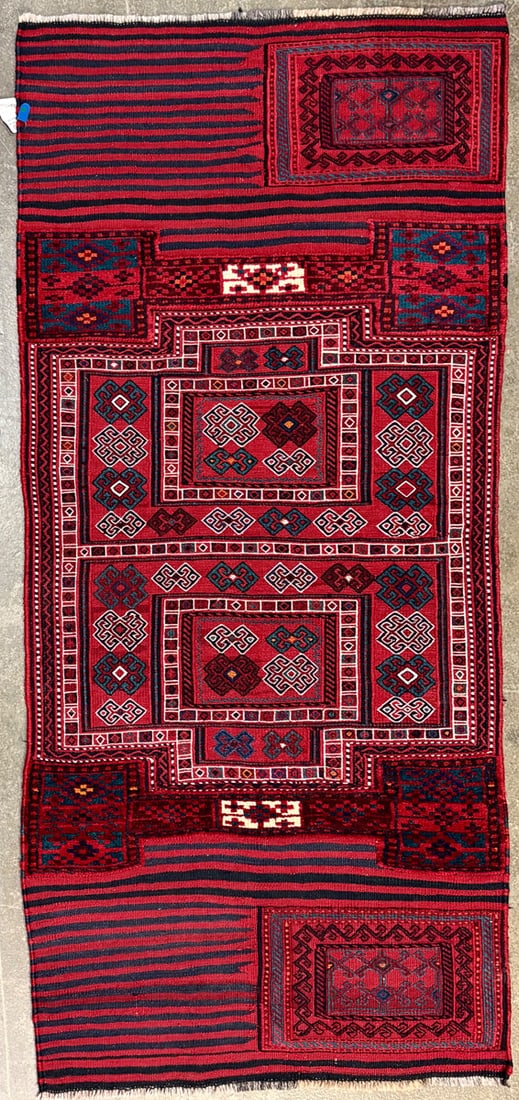 Camel Bag-G Runner, 3'-10" X 7'-9" (1 of 4)