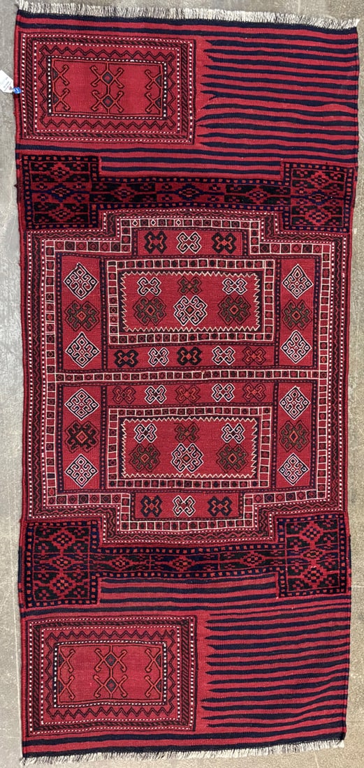 Camel Bag-G Runner, 3'-7" X 7'-7" (1 of 4)