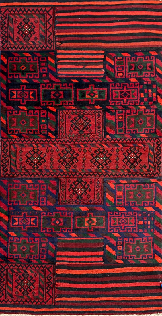 Camel Bag-G Runner, 3'-6" X 6'-11": Size: 3'-6" X 6'-11" Country of Origin: TRK Color: MLT Border: MLT Advertised Retail Price: $ 2550 Tag No. 11300