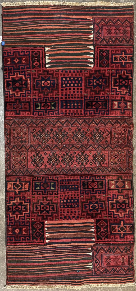 Camel Bag-G Runner, 3'-4" X 6'-11" (1 of 4)