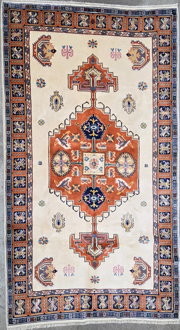 Milas - Medallioni Area Rug, 6'-1" X 8'-6" (1 of 4)