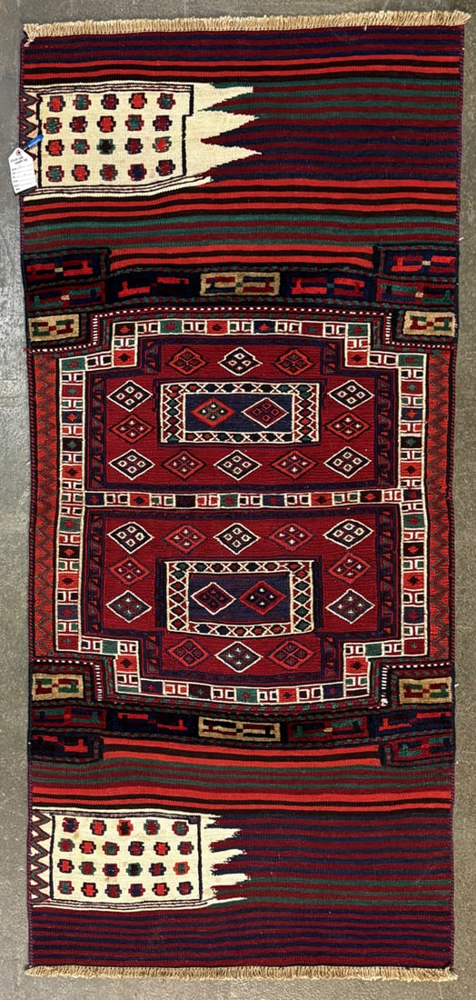 Camel Bag-G Runner, 3'-1" X 6'-11" (1 of 4)