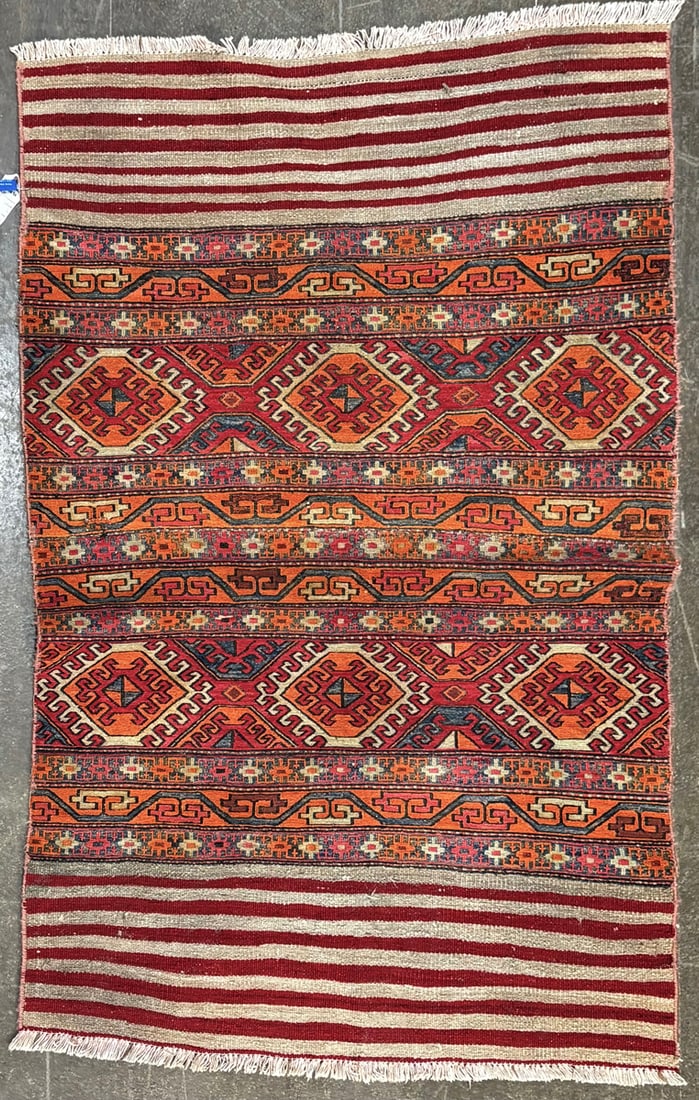 Opencradle-O Accent Rug, 3'-4" X 5'-4" (1 of 4)