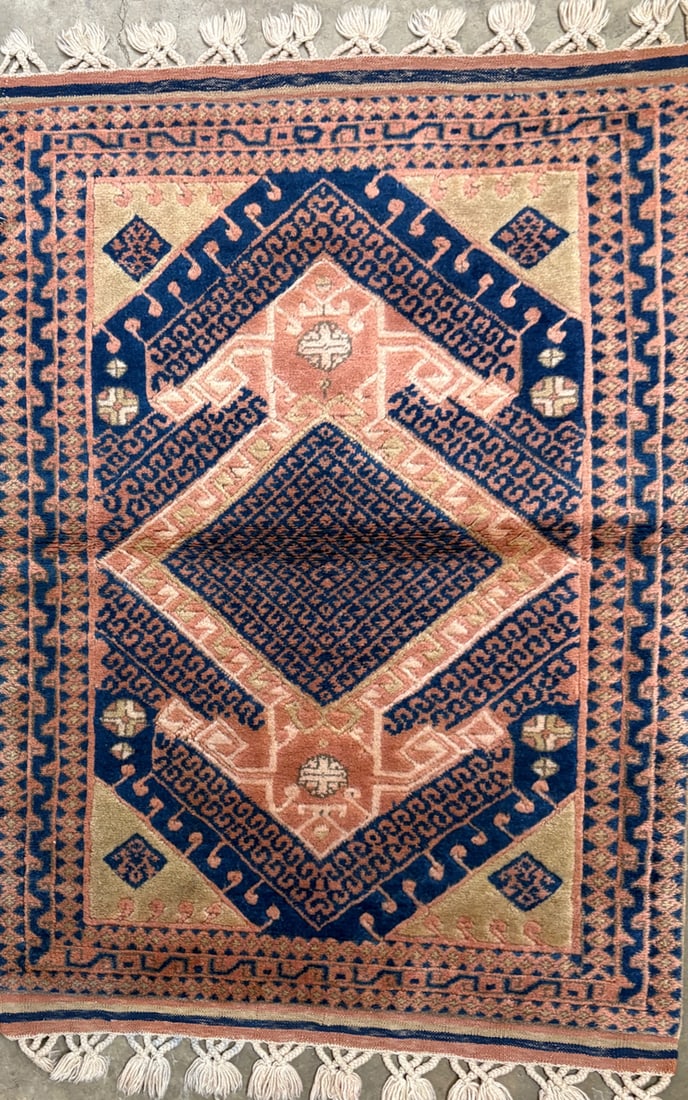 Milas - Geometric Accent Rug, 3'-1" X 4'-3" (1 of 4)