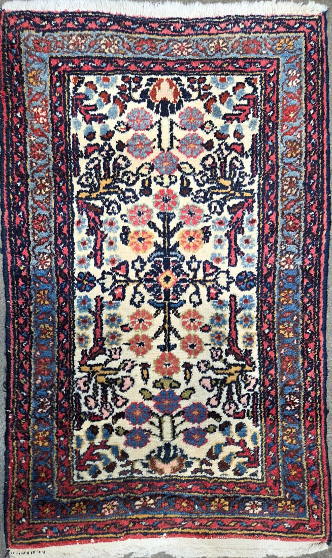 Shiraz- Accent Rug, 1'-10" X 3'-0" (1 of 4)