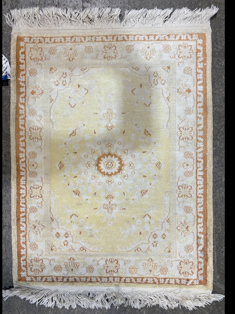 Flosh - Medallioni Accent Rug, 1'-7" X 2'-0": Size: 1'-7" X 2'-0" Country of Origin: TUR Color: MLT Border: MLT Advertised Retail Price: $ 650 Tag No. 12133