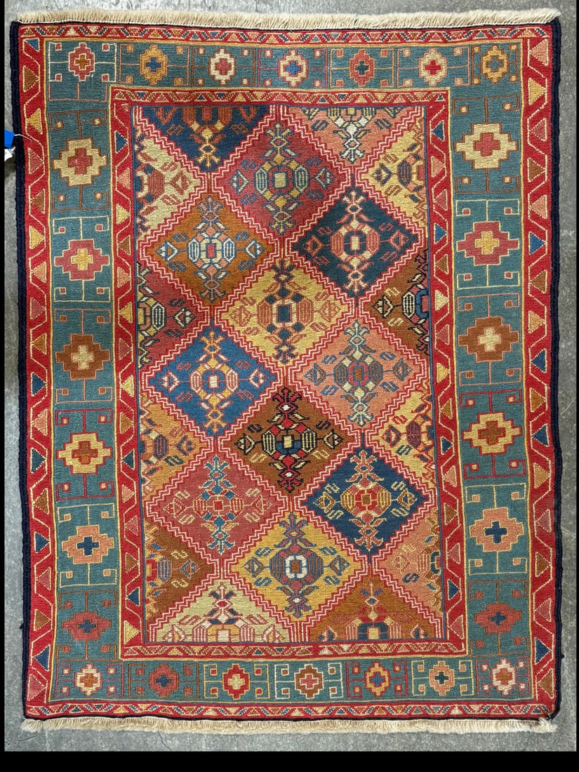Rahrah Accent Rug, 2'-6" X 3'-3" (1 of 4)