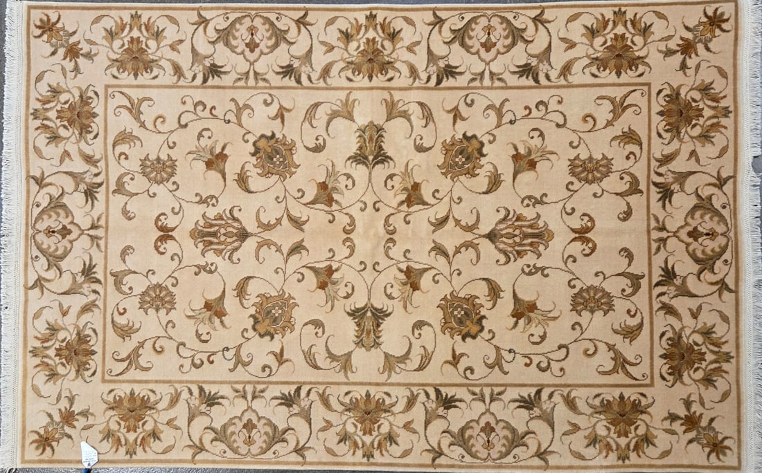 Ushak-Floral Area Rug, 5'-7" X 7'-6" (1 of 4)