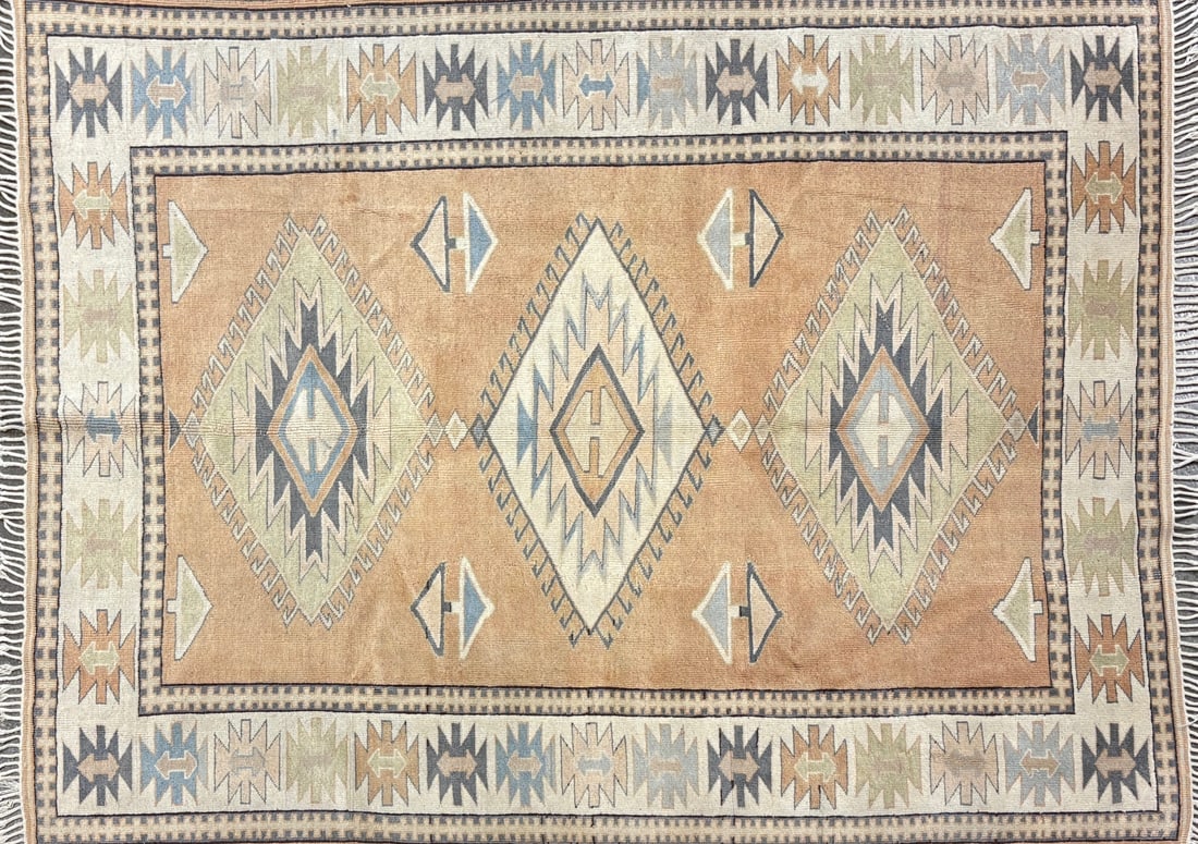 Milas- Area Rug, 5'-6" X 7'-9": Size: 5'-6" X 7'-9" Country of Origin: TUR Advertised Retail Price:, $ 1759 Tag No. 15183 Shipping available. 