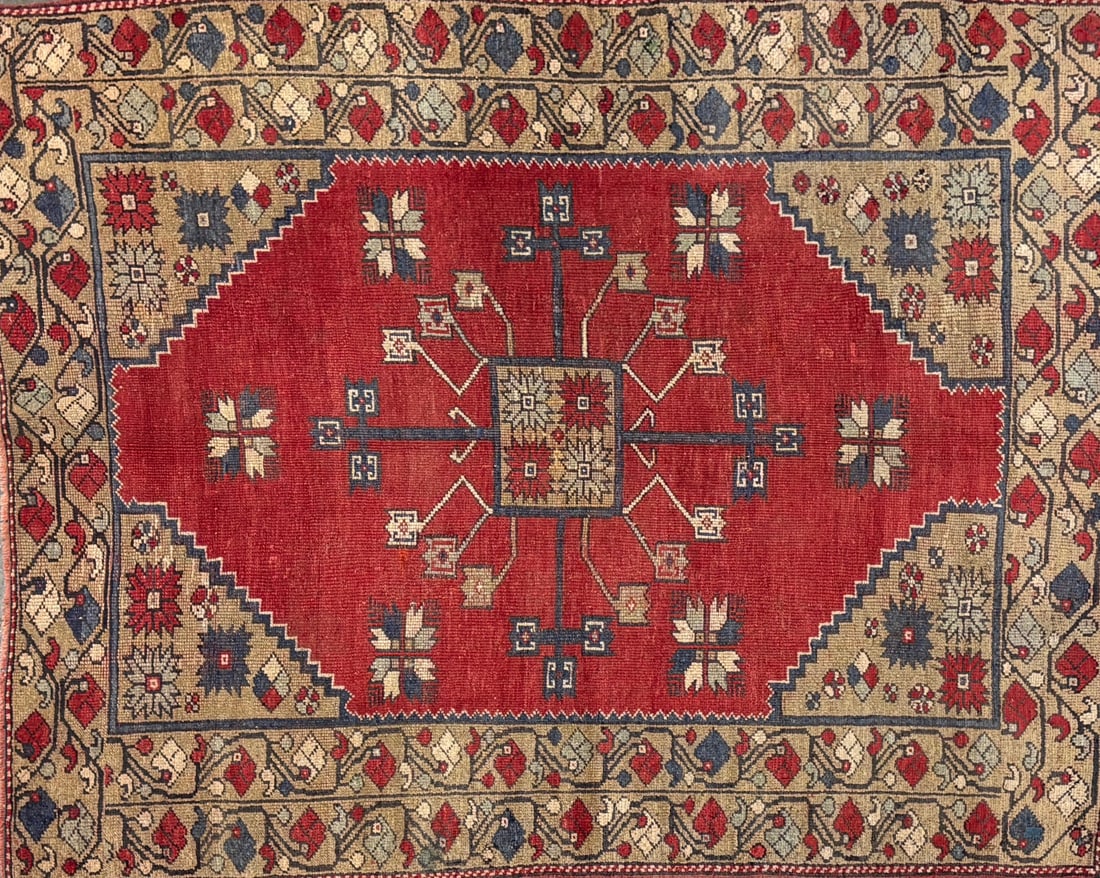 Dazkiri - Geometric Area Rug, 5'-6" X 7'-0" (1 of 4)