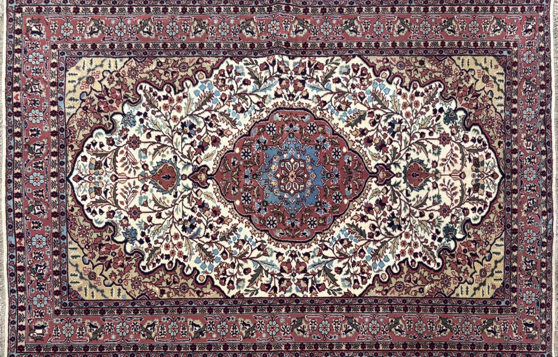 Ladik - Medallioni Area Rug, 4'-8" X 7'-0": Size: 4'-8" X 7'-0" Country of Origin: TUR Color: IVR Border: SIE Advertised Retail Price: $ 1950 Tag No. 10505 Shipping available.
