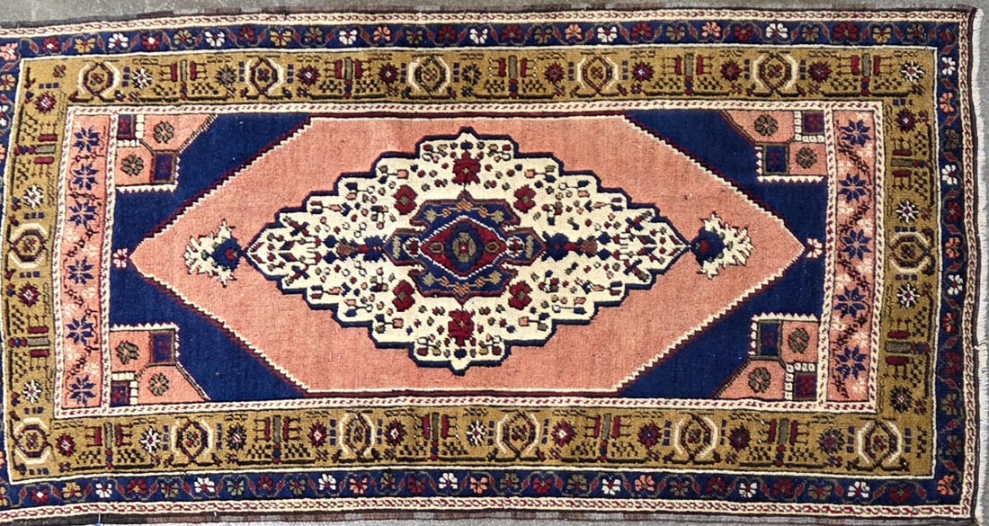 Tashpinar - Medallion Accent Rug, 3'-4" X 5'-8": Size: 3'-4" X 5'-8" Country of Origin: TUR Color: SKM Border: SKM Advertised Retail Price: $ 1650 Tag No. 11761 Shipping available. 