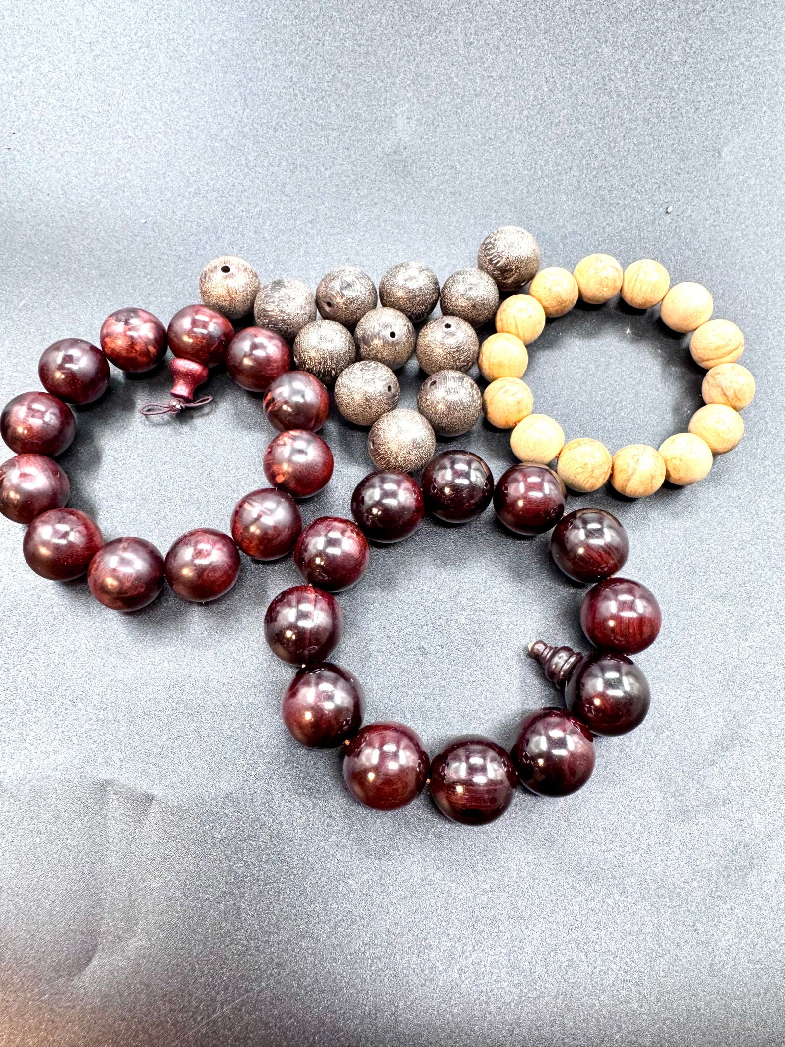 4 groups of Buddhist beads (1 of 5)