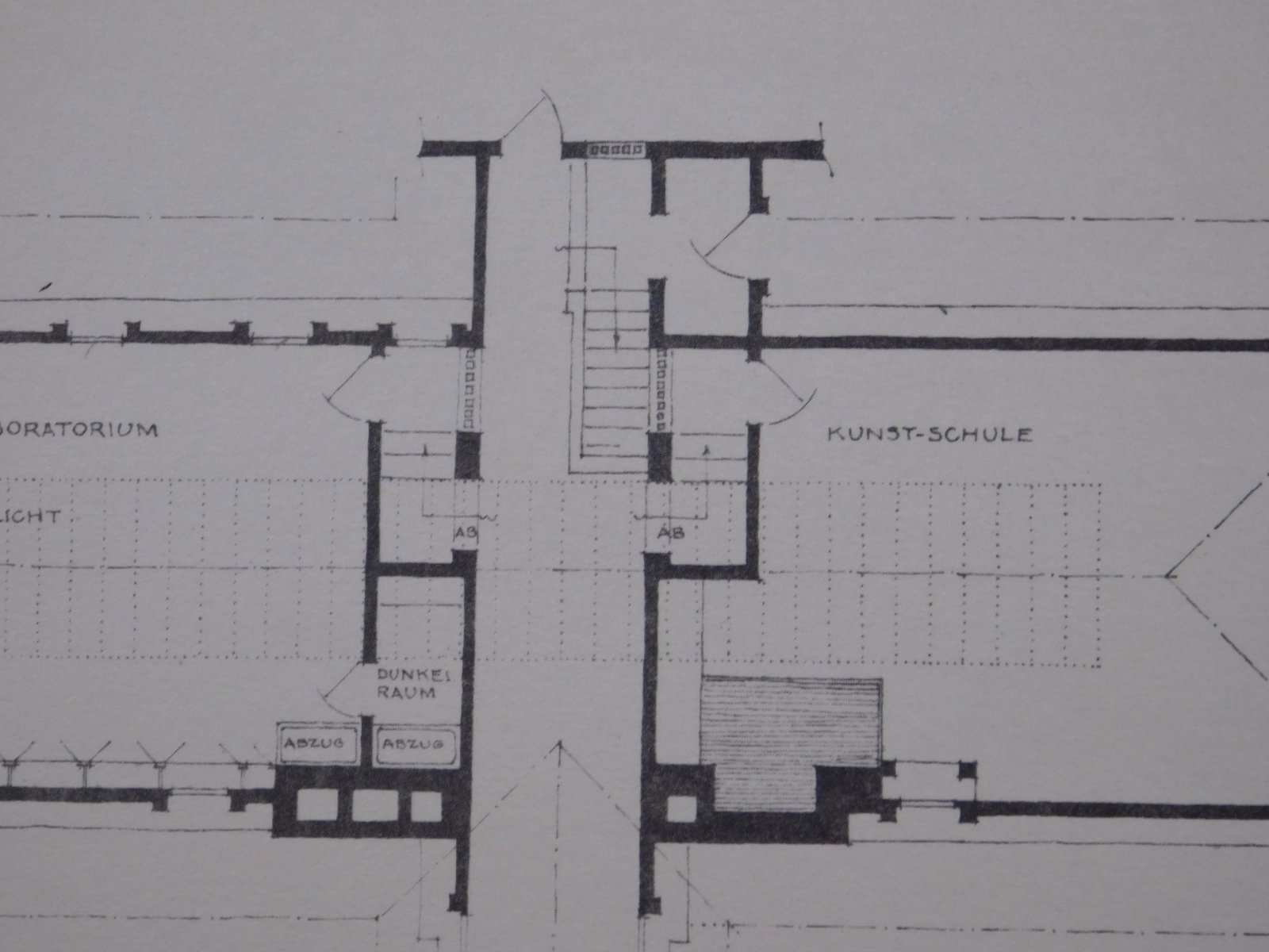 Frank Lloyd Wright: Hillside Home School - 6