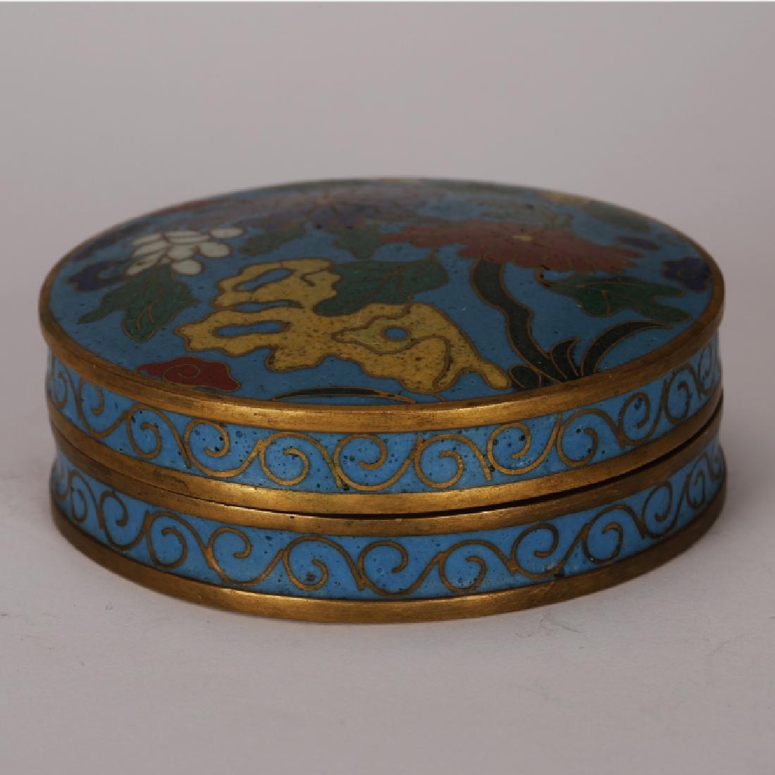 CHINESE CLOISONNE ROUND BOX AND COVER (1 of 5)