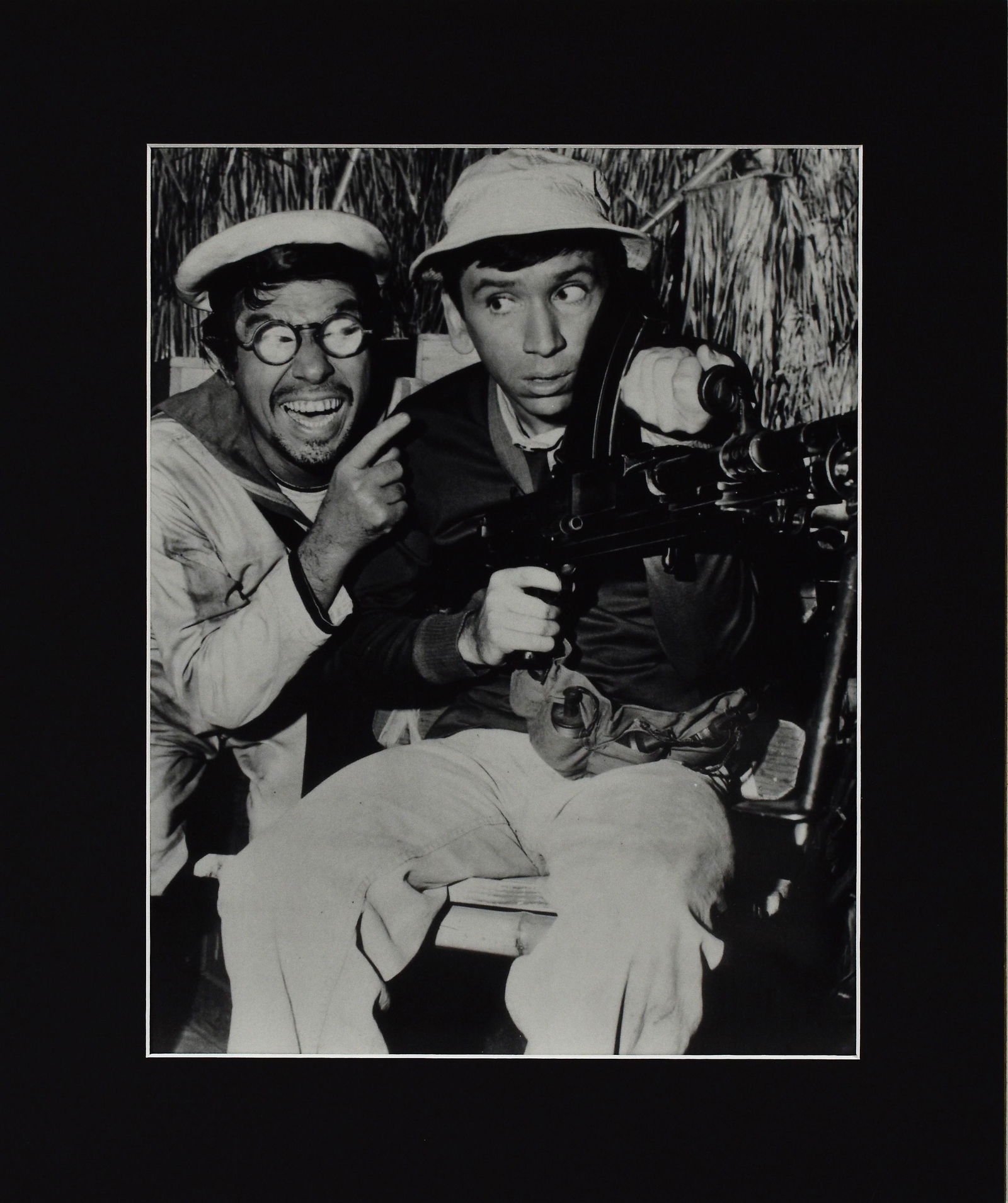 3 Gilligan's Island-Signed Dawn Wells& 2 Gilligan (1 of 7)