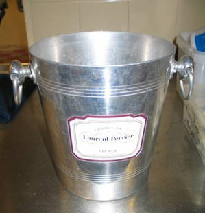 5 x stainless steel champagne / ice buckets: 5 x stainless steel champagne / ice buckets