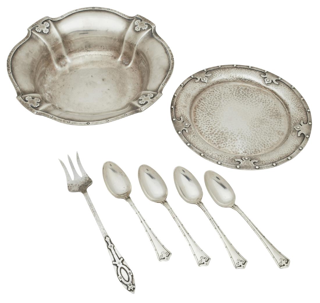 R. Wallace & Sons silver (1 of 5)