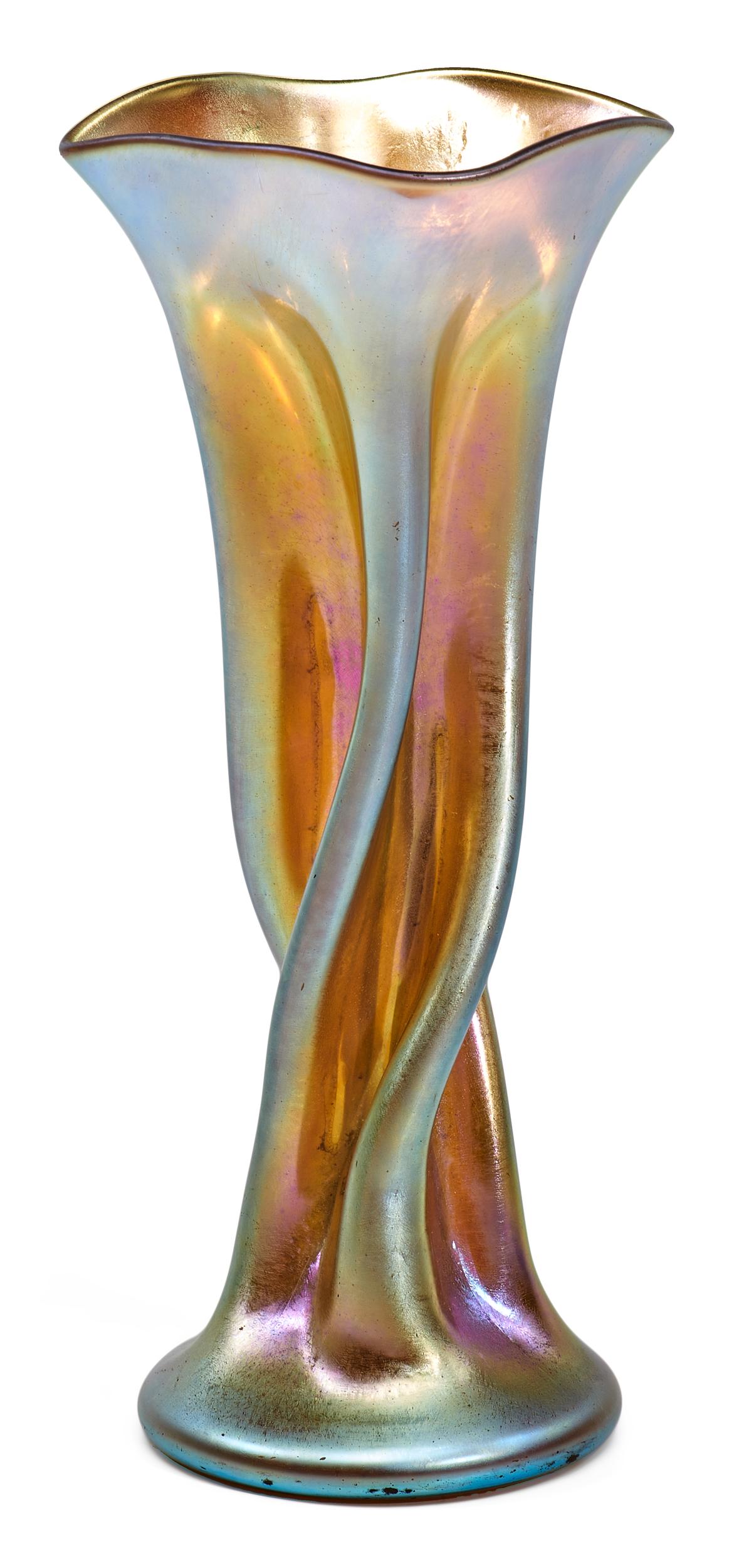 Steuben vase: SteubenGold Aurene vaseCorning, NYglasssigned6.75"h x 3"dia