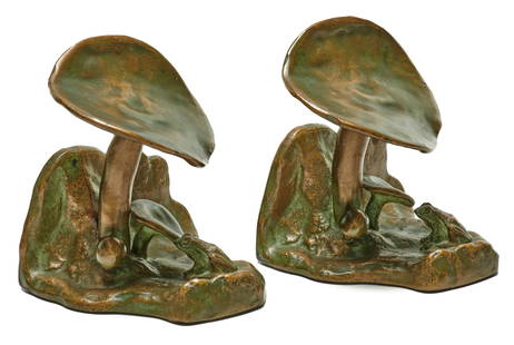 McClelland Barclay bookends: McClelland Barclay bookendsNew York, NYbronze signed 4.5"h x 3.5"w 