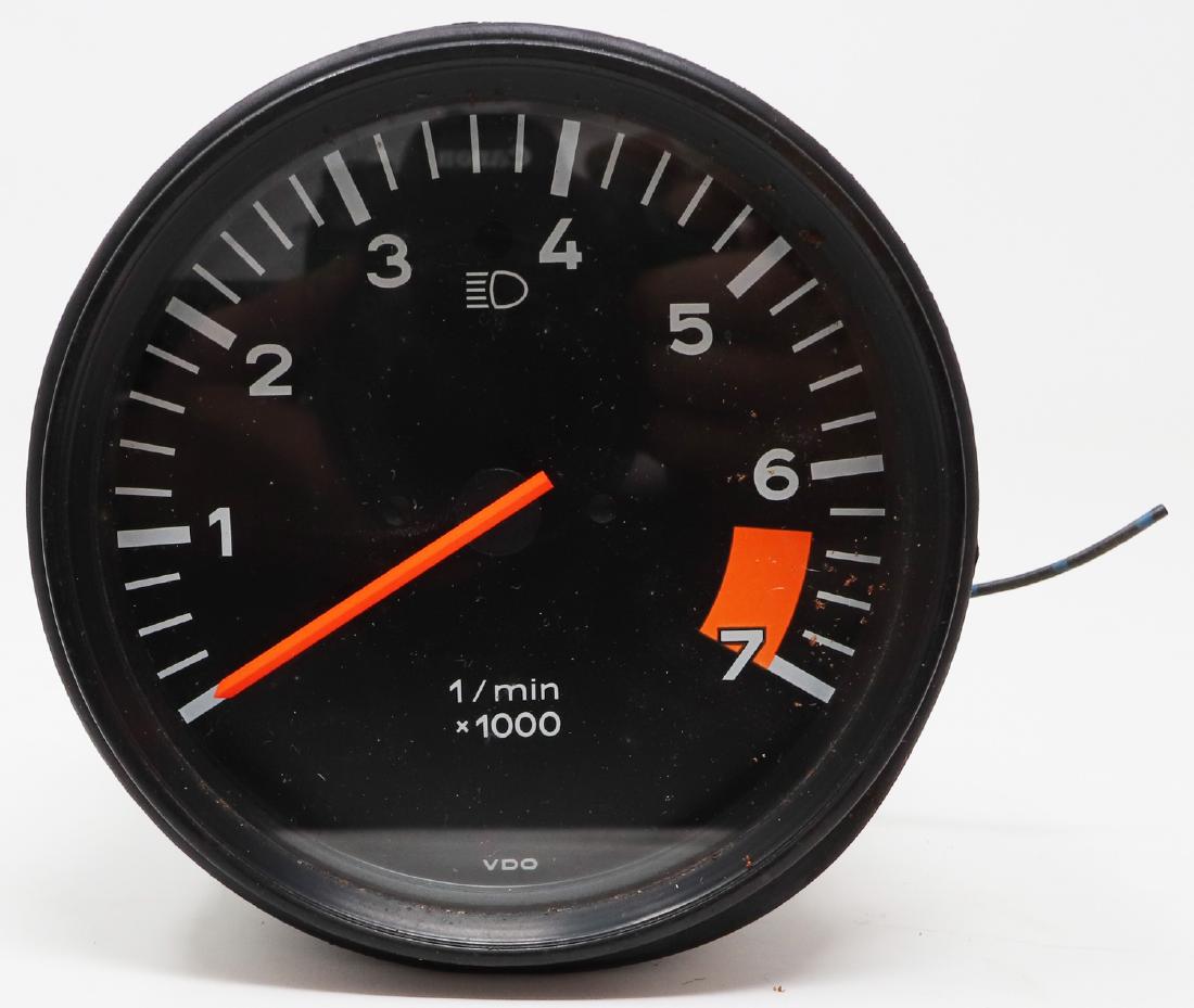 Porsche VDO rev counter type 911 (1 of 1)