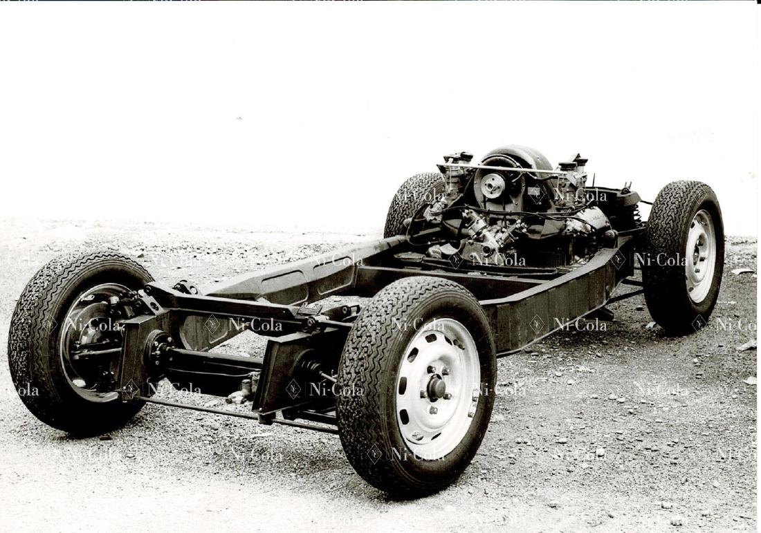 Porsche Original B/W factory press photo type 904 GT (1 of 1)