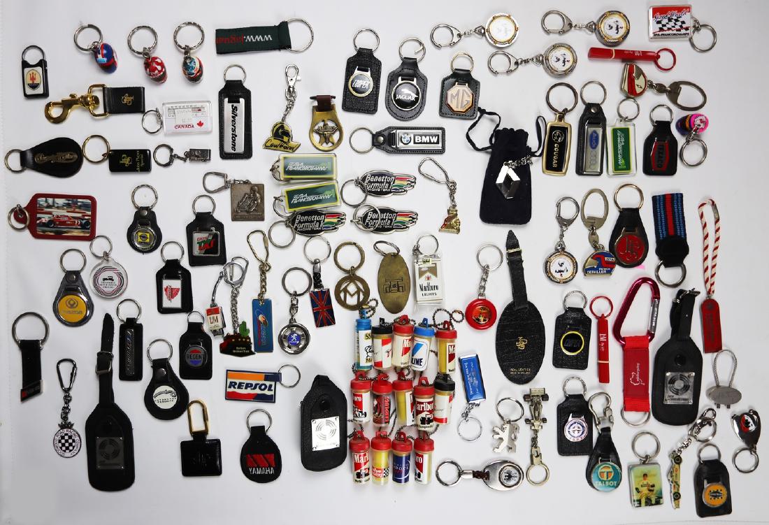 Automobilia 107 key rings: E.g. Maserati, Jaguar, BMW, Talbot, Goodyear, Graf Berghe von Trips, Shell etc.