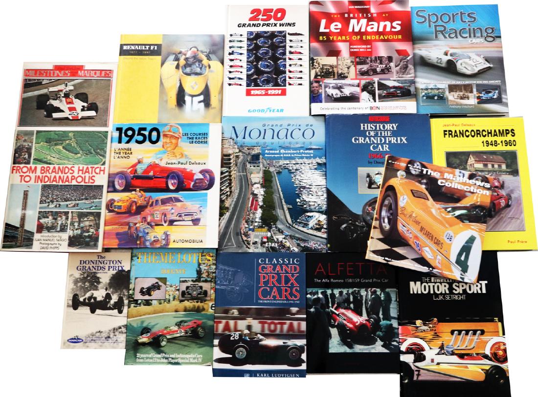 Buch 16 books on the subject of motor sports: E.g. 'The Year 1950' by Delsaux, 'Francorchamps 1948 - 1960' by Delsaux, 'The Britisch at Le Mans' by Wagstaff etc., all English