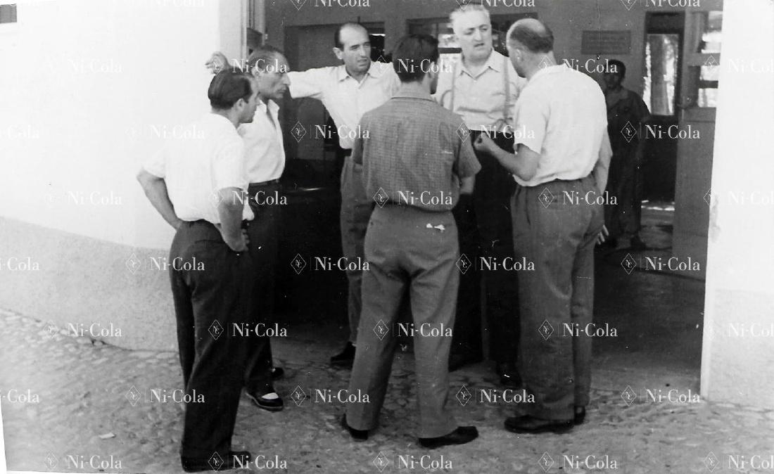 Ferrari Original B/W factory press photo meeting at (1 of 1)