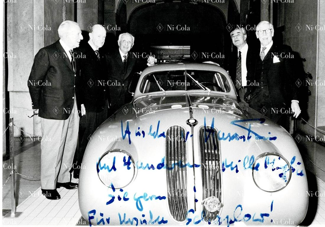 Autogramm Autographed B/W press photo from 1940: Von Huschke von Hanstein and four other Mille Miglia participants, 17 x 12 cm
