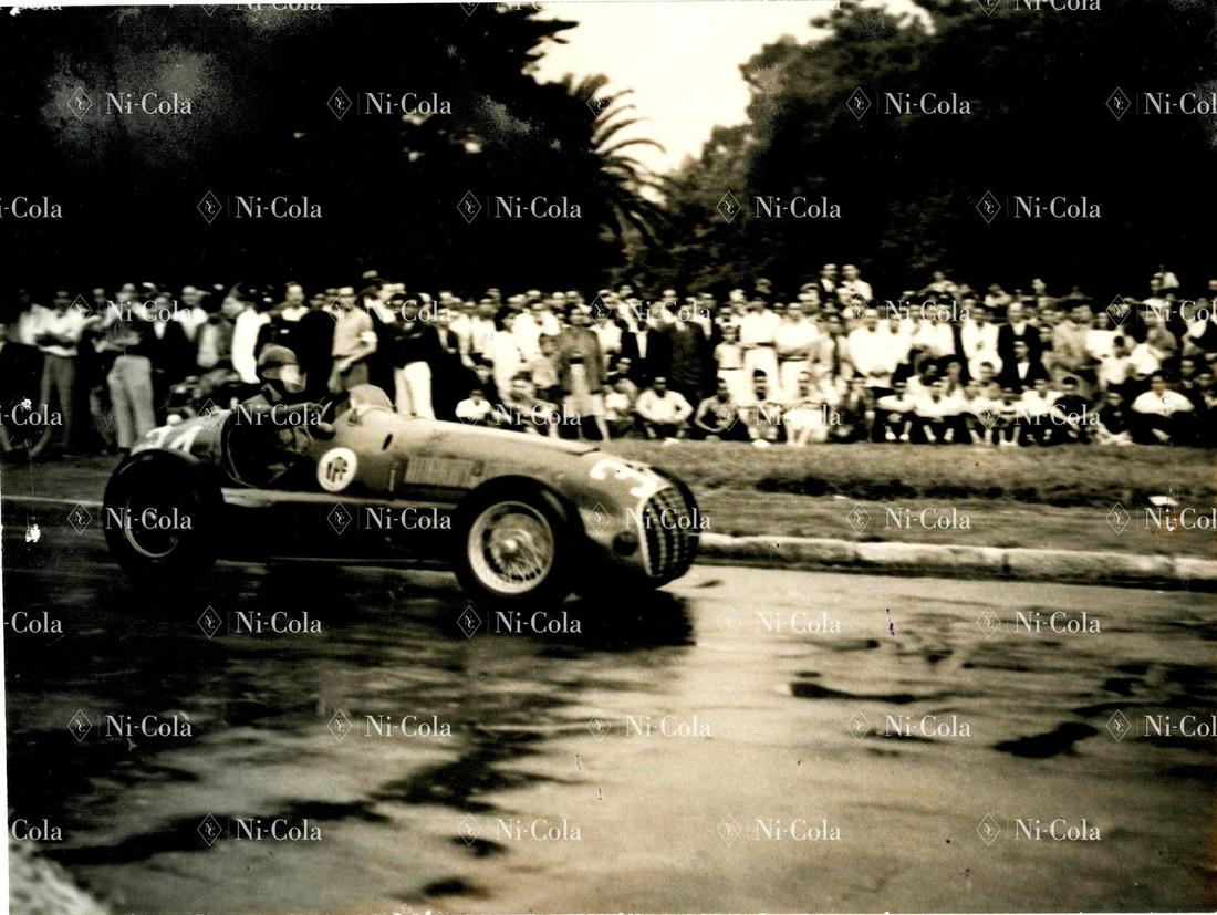 Ferrari Original B/W photo Grand Prix de Rosario 1949 (1 of 1)