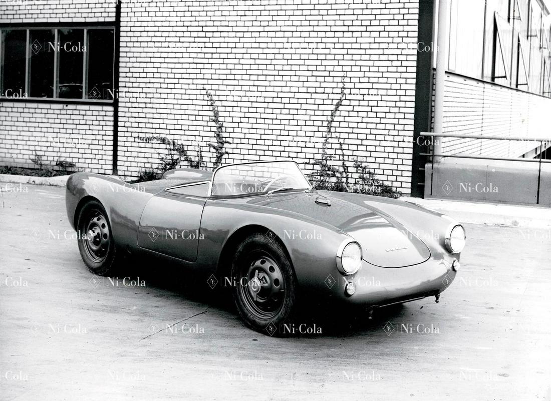Porsche Original B/W factory press photo type 550 (1 of 1)
