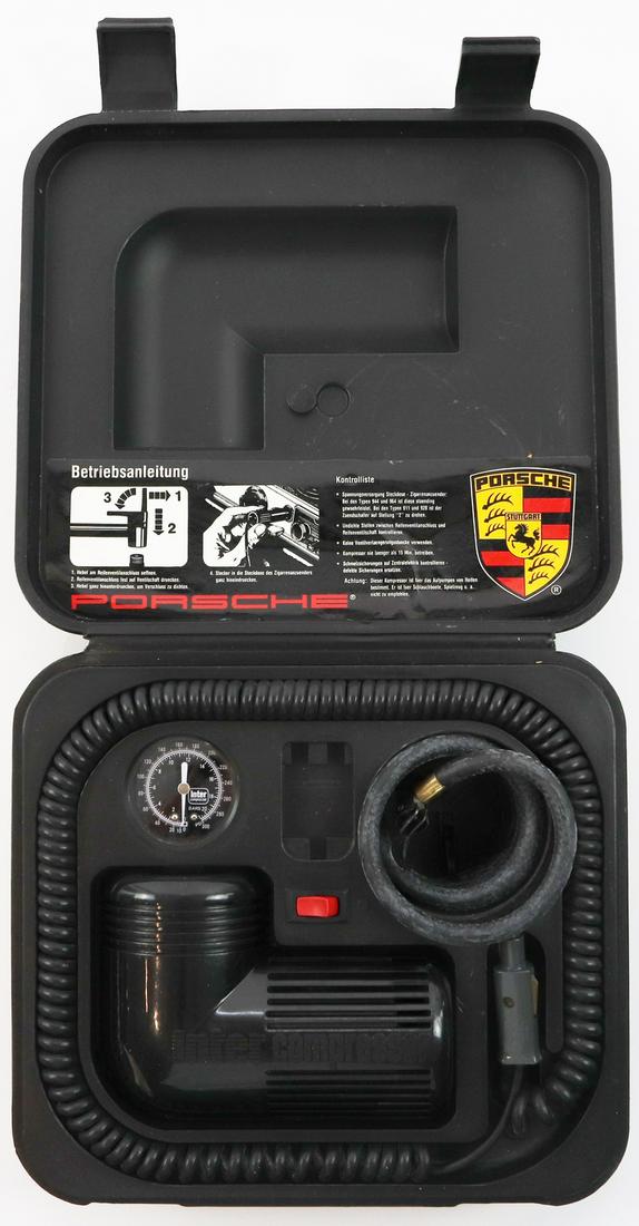 Porsche Tyre compressor box from the 80s (1 of 2)