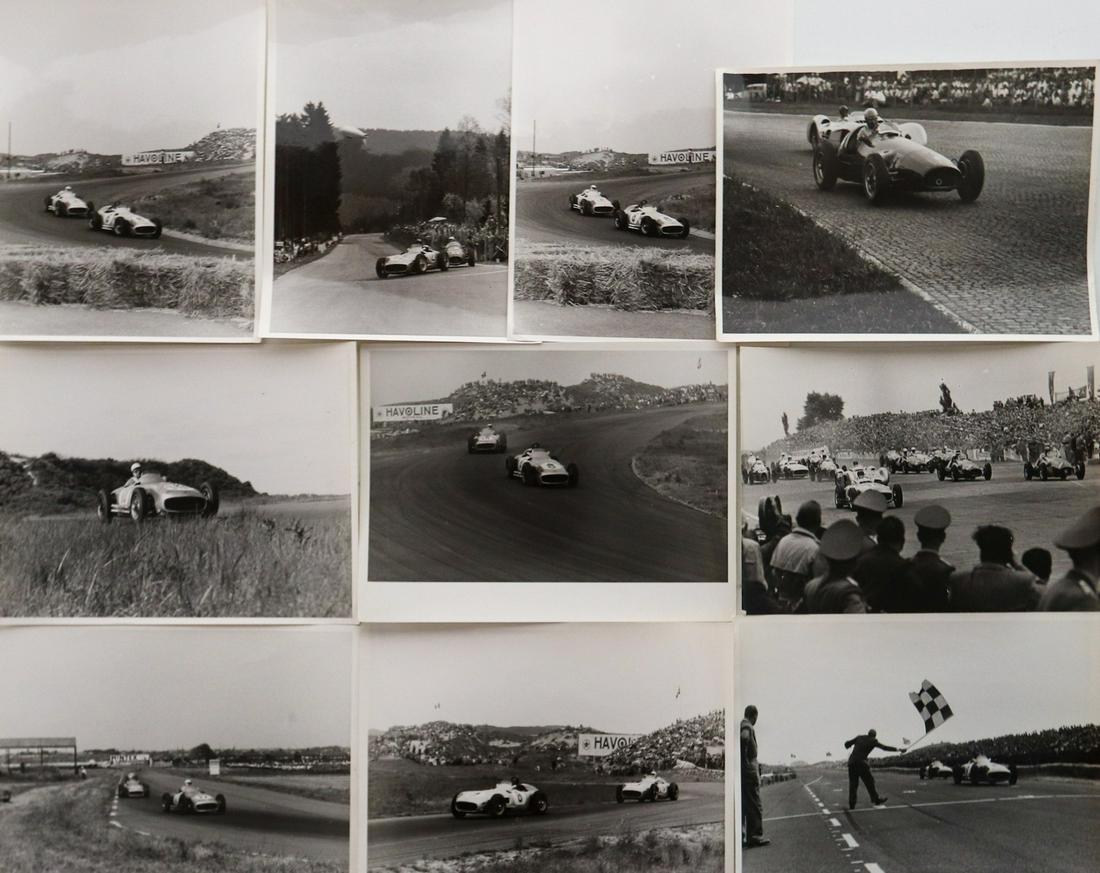 Mercedes-Benz 10 original press photos racing season: 23 x 17 cm