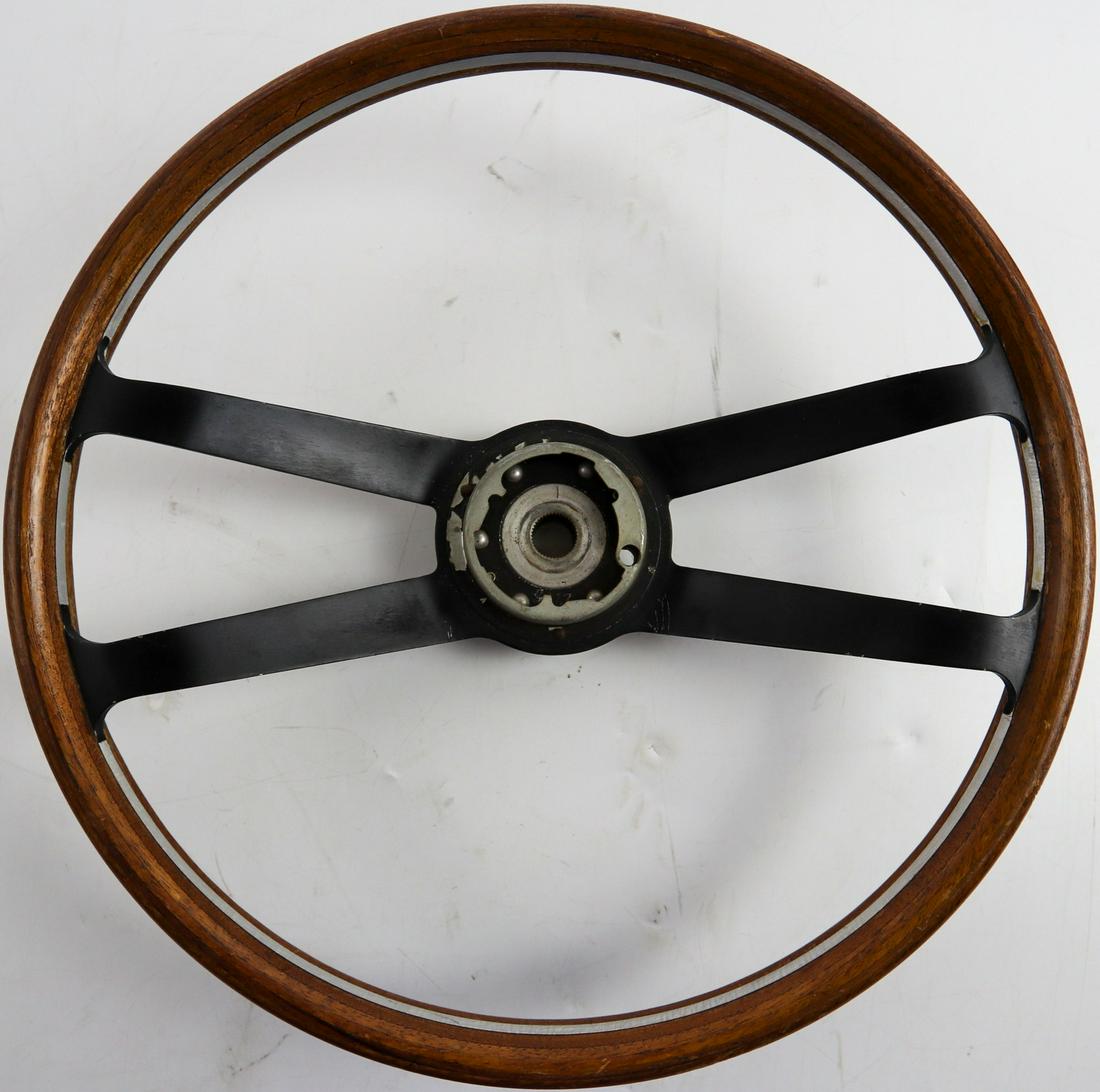 Porsche Rare aluminium steering wheel for type 911: Diameter: 42 cm, wood, with traces of usage