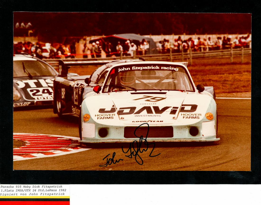 Porsche Original press photo 935 Moby Dick: Autographed by John Fitzpatrick, 1st place IMSA/GTX 24 h Le Mans 1982, 27 x 17 cm