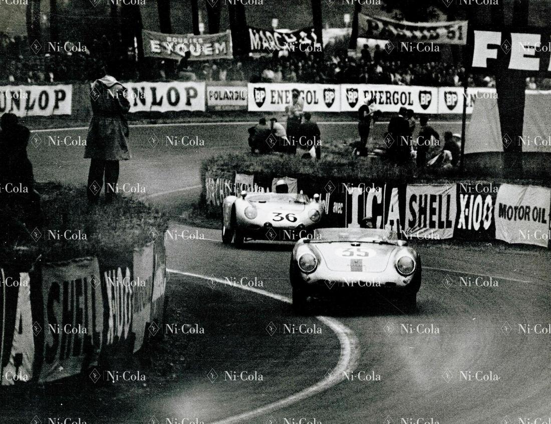 Porsche Original b/w press photo at Le Mans 1959 (1 of 2)