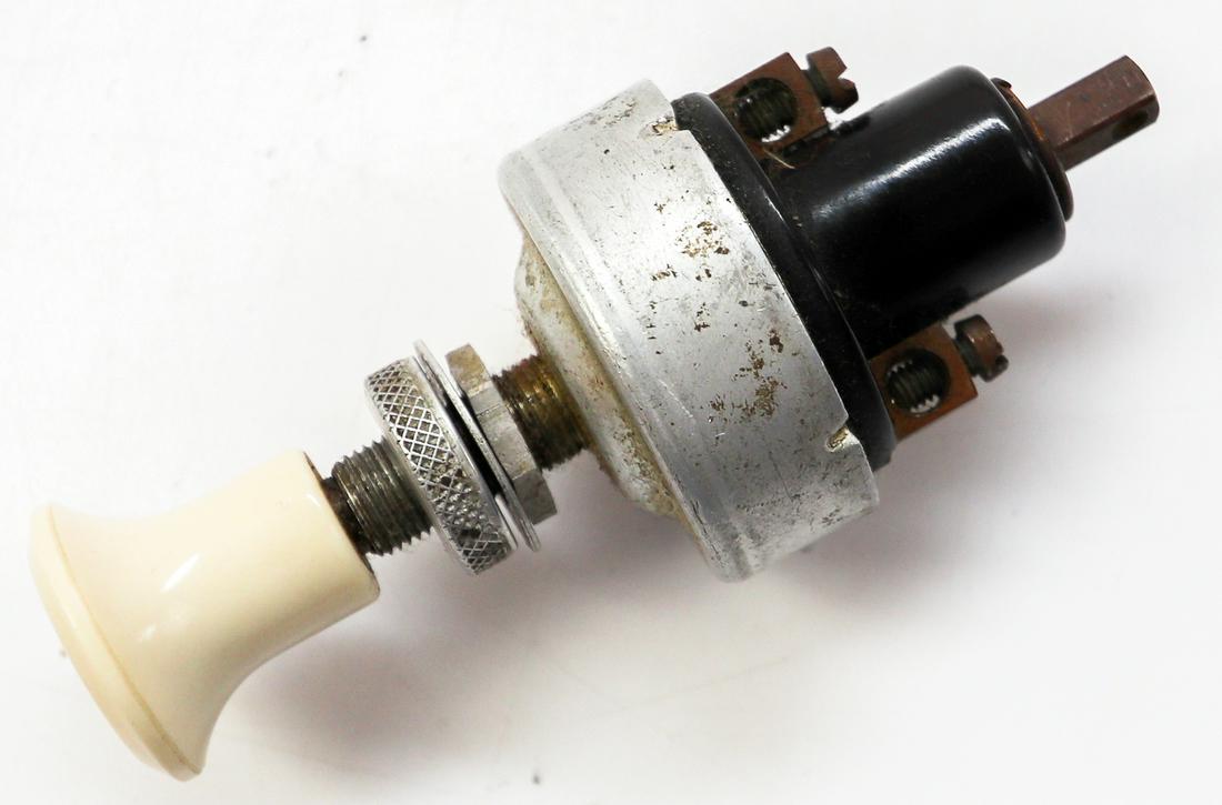 Porsche Pull switch for type 356 Pre A (1 of 1)