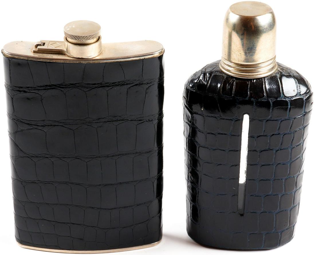 Spirituosen und Weine 2 parts set hip flasks 'Kroko': Stainless steel, both approx. 16 cm high, leather