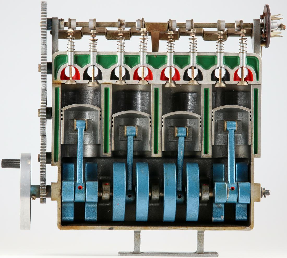 Automobilia Cross-sectional model / instruction model (1 of 5)