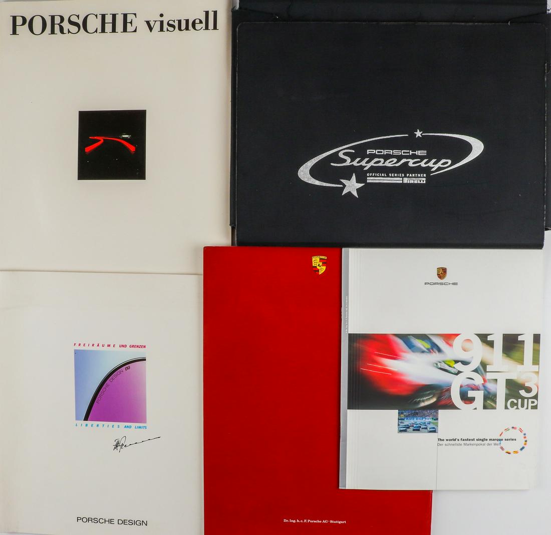 Porsche 5 parts brochures from the 90s: 'Porsche Design - FreirÃ¤ume und Grenzen', 'Porsche visuell', '911 GT3 Cup' and company presentation from 1990, plus a folder 'Porsche Supercup'
