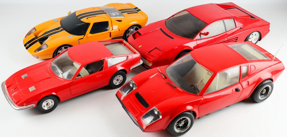 Automobilia 4 x model car (1 of 1)