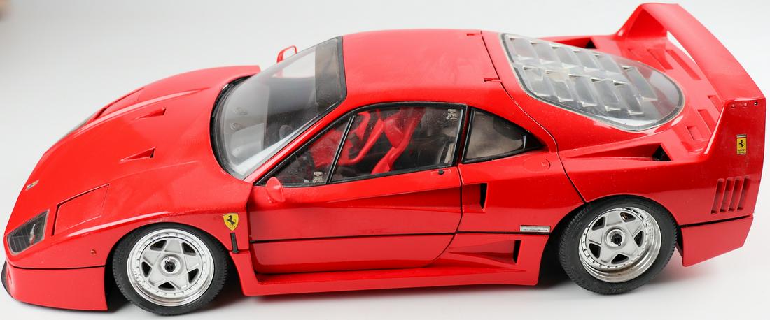 Ferrari 1 x model car F40 (1 of 1)