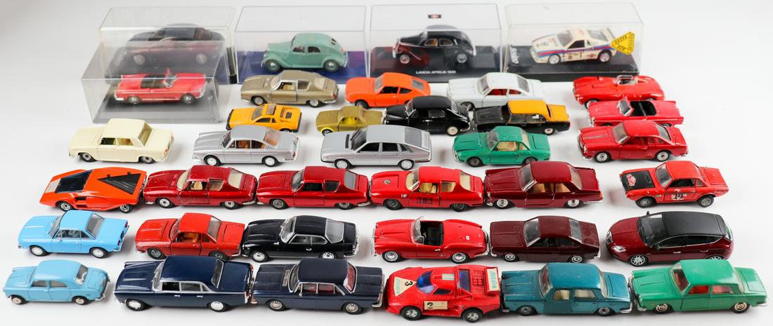 Lancia 37 x model car (1 of 1)