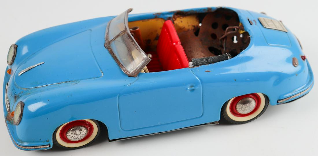 Porsche Model car type 356 convertible (1 of 4)