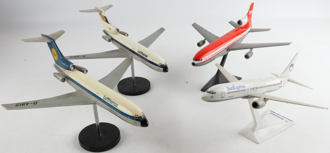 Varia 4 x aircraft model (1 of 1)